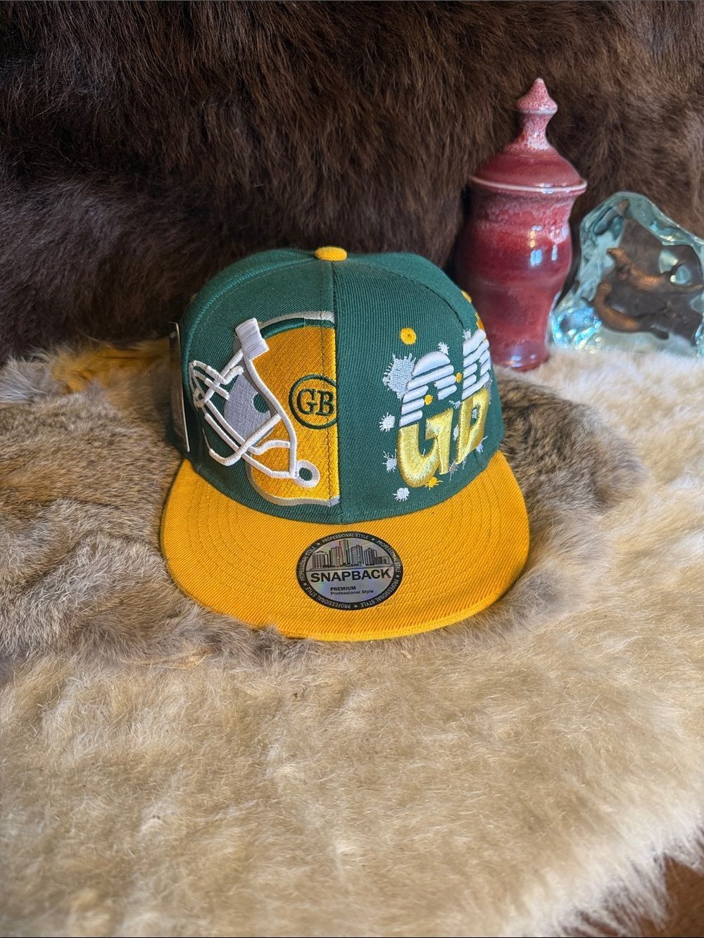 Green & Gold  packers Football Snapback Hat OS (5000A) NWT